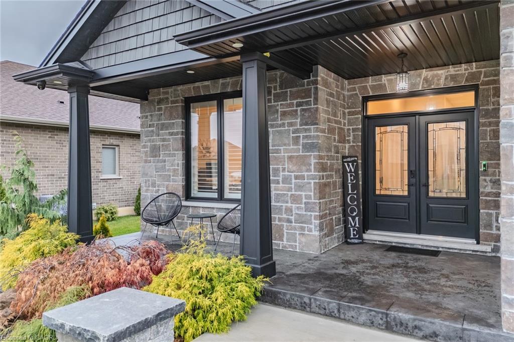 208 Oak Street, Simcoe, ON - Outdoor