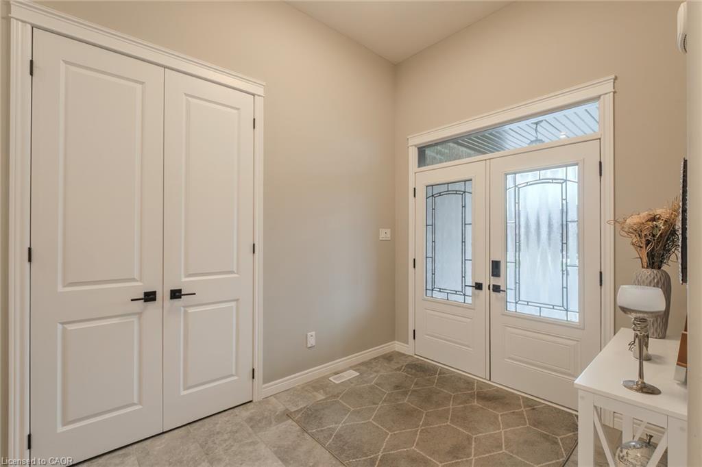 208 Oak Street, Simcoe, ON - Indoor Photo Showing Other Room