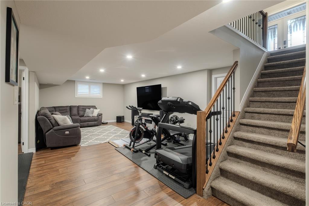 208 Oak Street, Simcoe, ON - Indoor