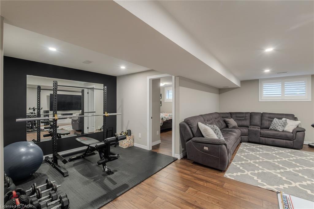 208 Oak Street, Simcoe, ON - Indoor