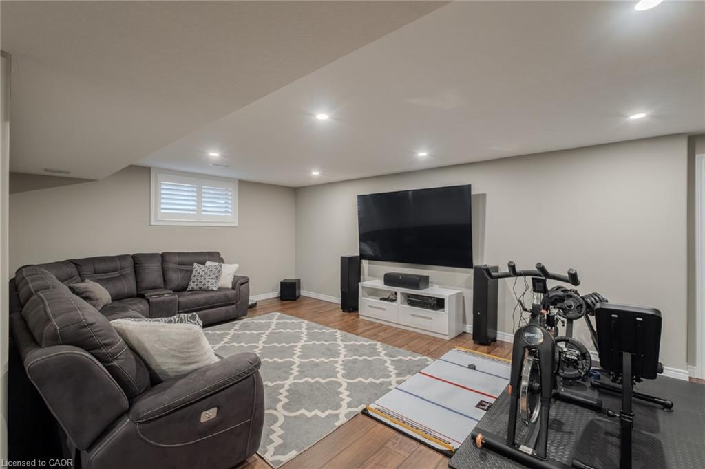 208 Oak Street, Simcoe, ON - Indoor Photo Showing Basement