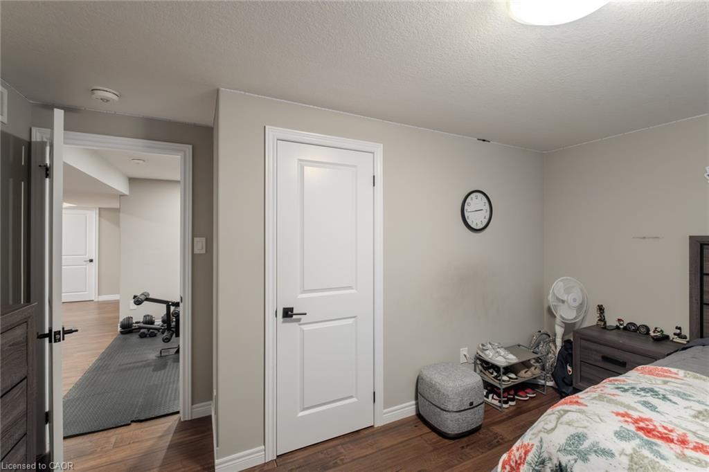208 Oak Street, Simcoe, ON - Indoor Photo Showing Bedroom