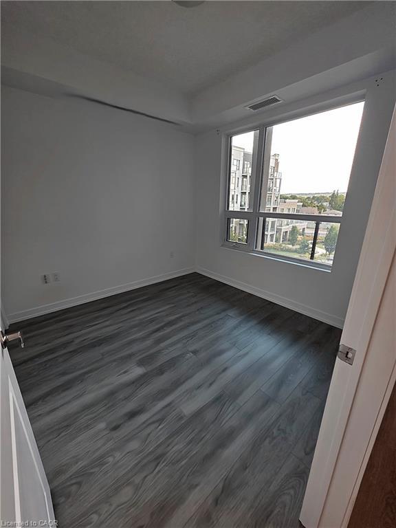 433-5055 Greenlane Road, Beamsville, ON - Indoor Photo Showing Other Room