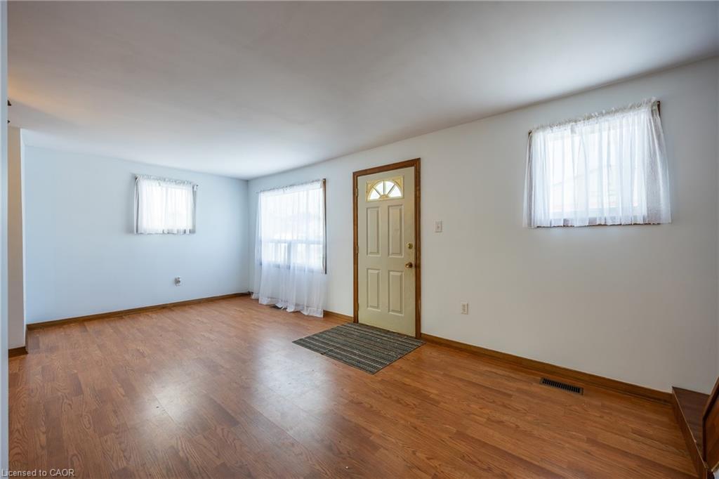 110 Nelson Street E, Port Dover, ON - Indoor Photo Showing Other Room