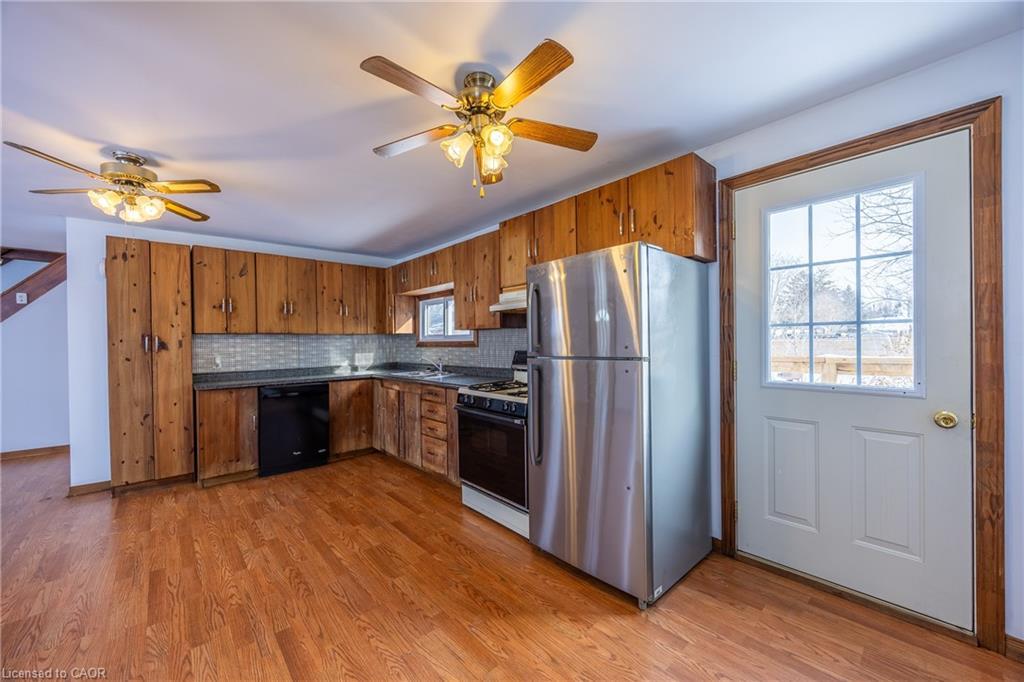 110 Nelson Street E, Port Dover, ON - Indoor Photo Showing Kitchen