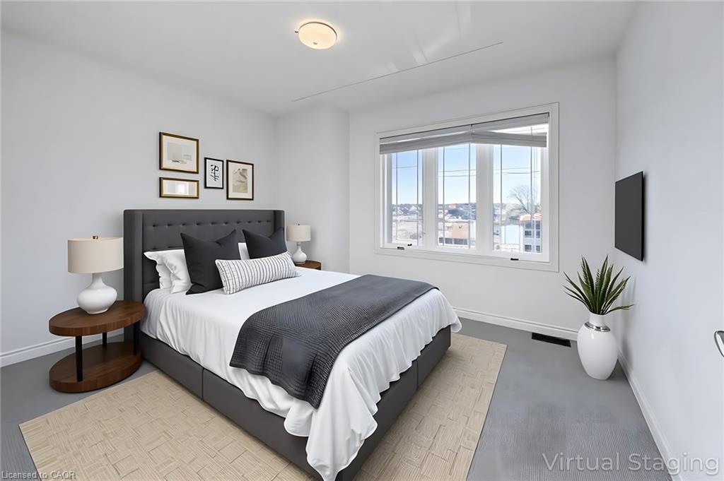466 Blackburn Drive, Brantford, ON - Indoor Photo Showing Bedroom