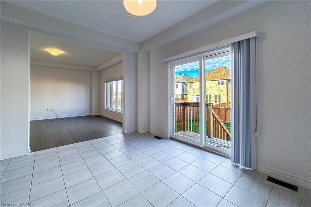 466 Blackburn Drive, Brantford, ON - Indoor Photo Showing Other Room