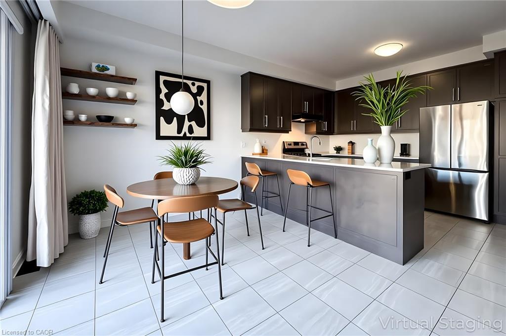 466 Blackburn Drive, Brantford, ON - Indoor Photo Showing Kitchen