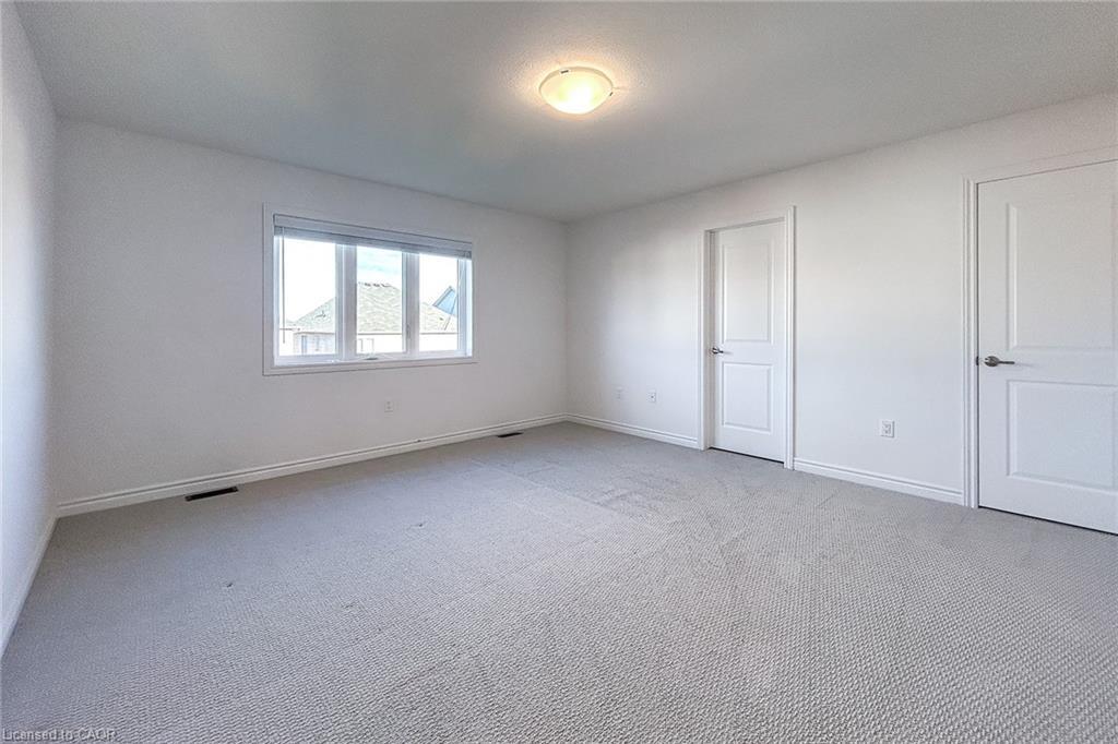 466 Blackburn Drive, Brantford, ON - Indoor Photo Showing Other Room