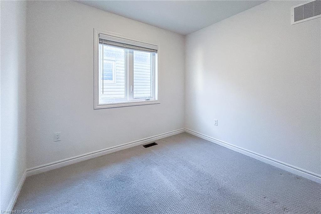 466 Blackburn Drive, Brantford, ON - Indoor Photo Showing Other Room