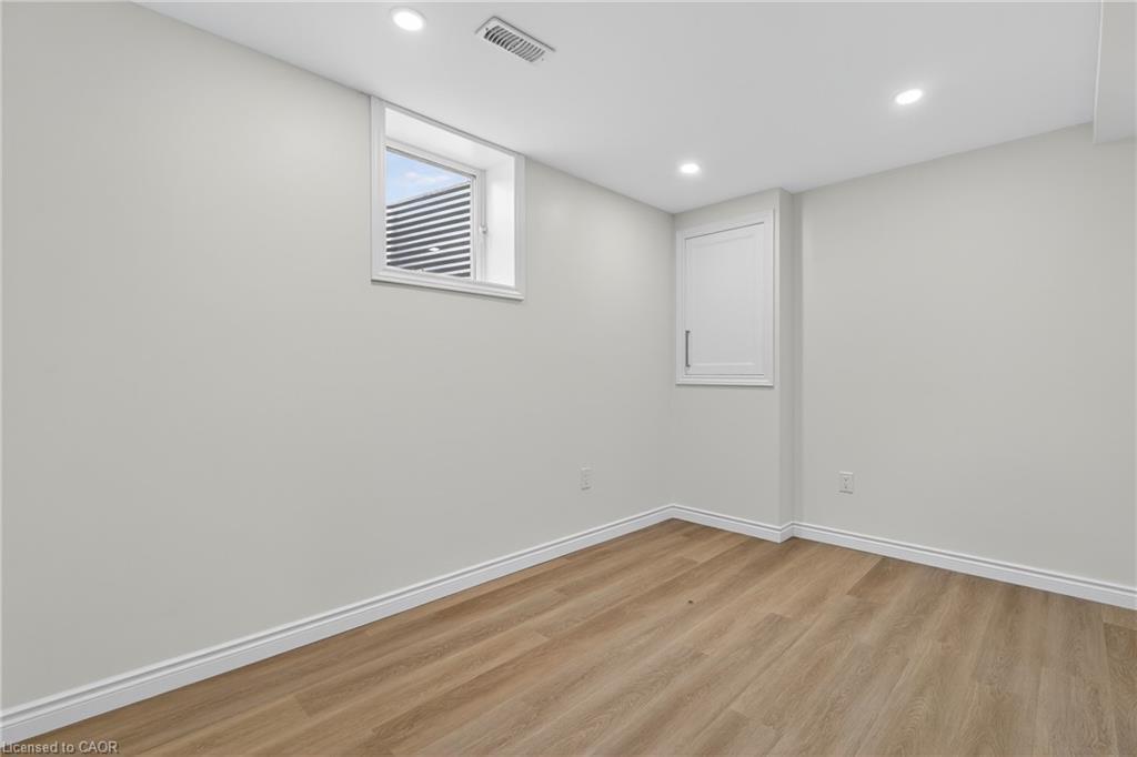 120 Westheights Drive, Kitchener, ON - Indoor Photo Showing Other Room