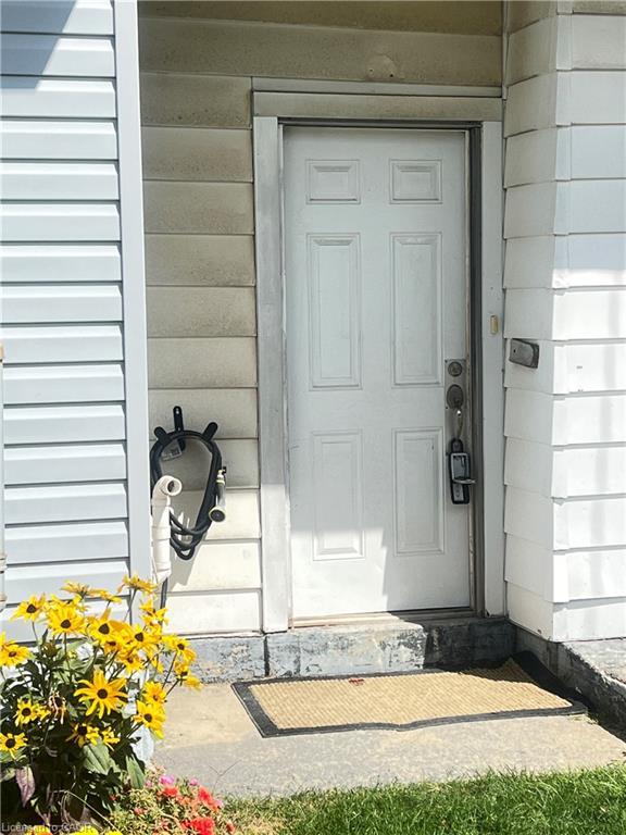 99 Brucedale Avenue E, Hamilton, ON - Outdoor With Exterior