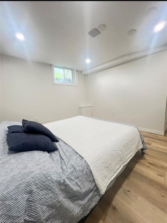 99 Brucedale Avenue E, Hamilton, ON - Indoor Photo Showing Bedroom