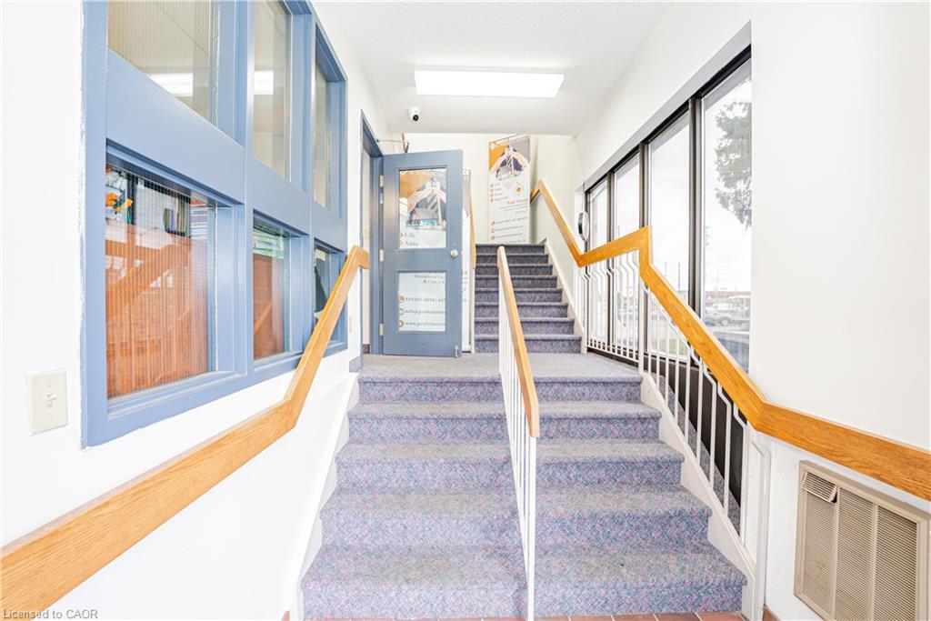 264 Woodlawn Road W, Guelph, ON