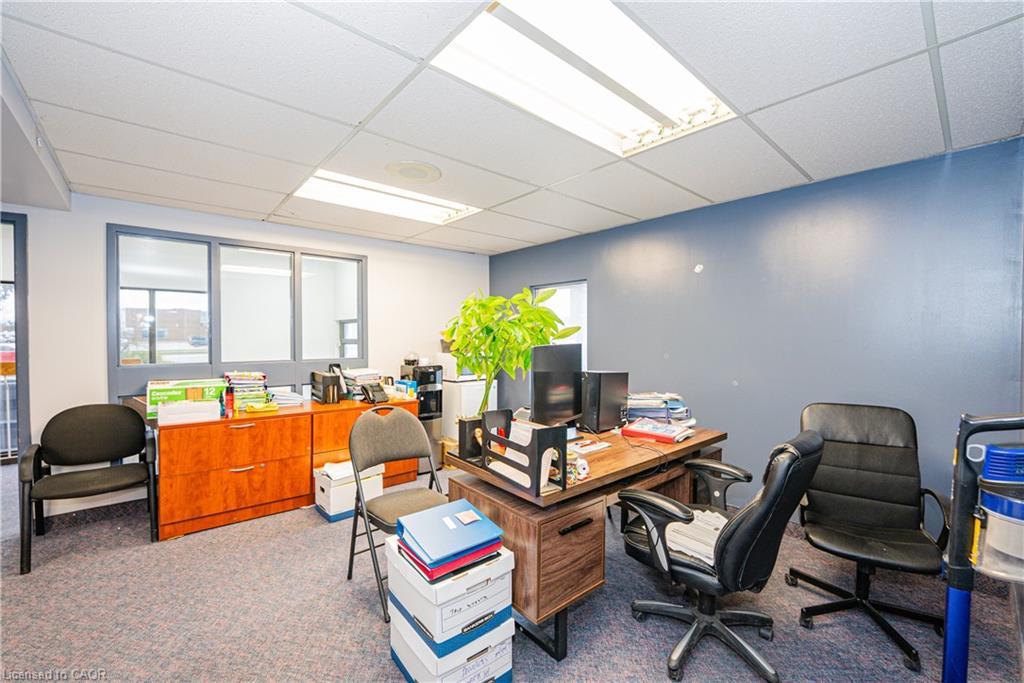 264 Woodlawn Road W, Guelph, ON