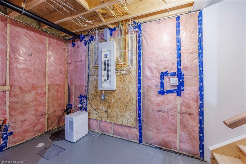 215 Lafayette Street E, Jarvis, ON - Indoor Photo Showing Basement