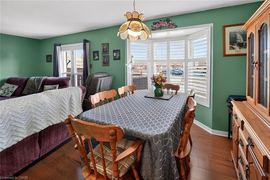 97-122 Bunting Road, St. Catharines, ON - Indoor Photo Showing Dining Room