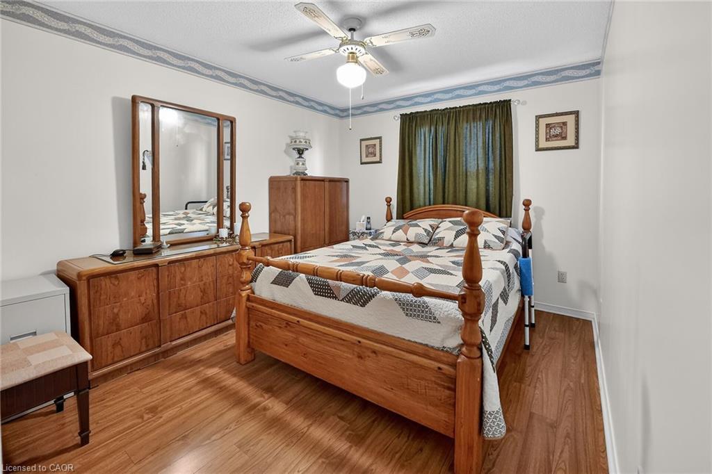97-122 Bunting Road, St. Catharines, ON - Indoor Photo Showing Bedroom