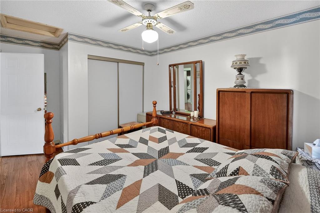 97-122 Bunting Road, St. Catharines, ON - Indoor Photo Showing Bedroom