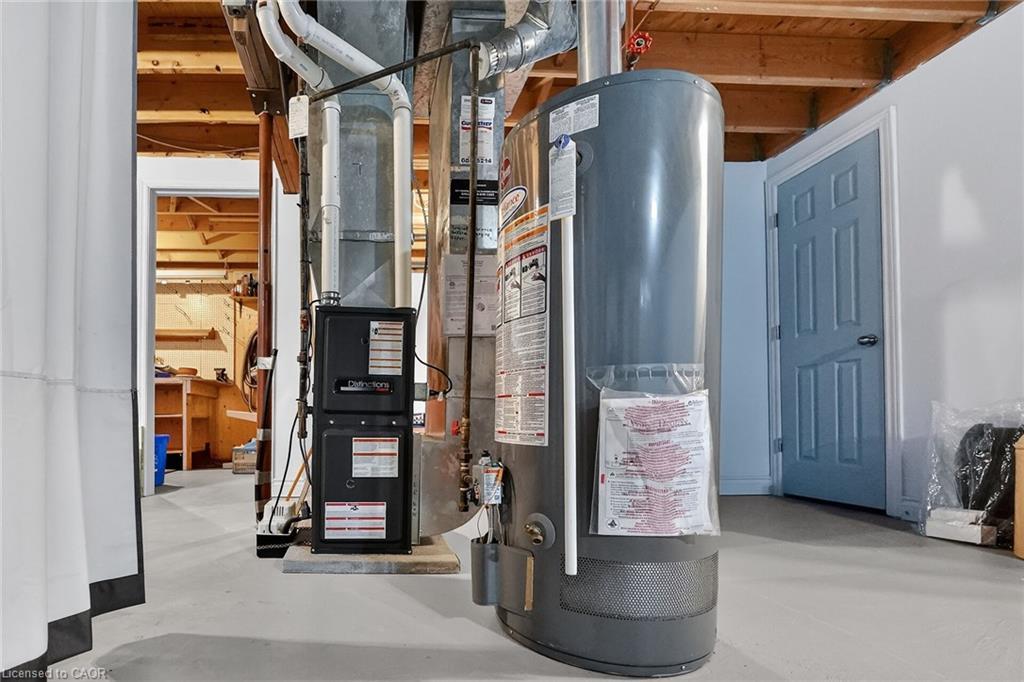 97-122 Bunting Road, St. Catharines, ON - Indoor Photo Showing Basement