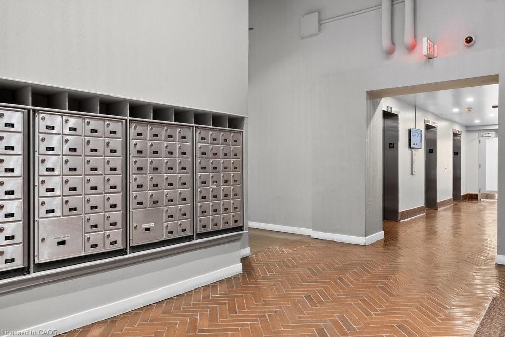 104-66 Bay Street S, Hamilton, ON - Indoor Photo Showing Other Room