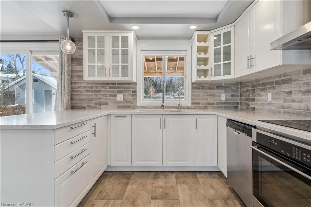 219 Elmira Road S, Guelph, ON - Indoor Photo Showing Kitchen With Upgraded Kitchen
