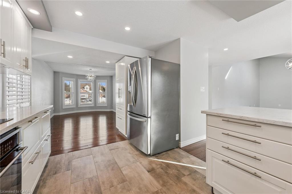 219 Elmira Road S, Guelph, ON - Indoor