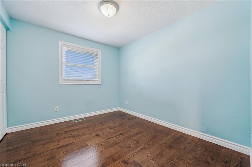 219 Elmira Road S, Guelph, ON - Indoor Photo Showing Other Room