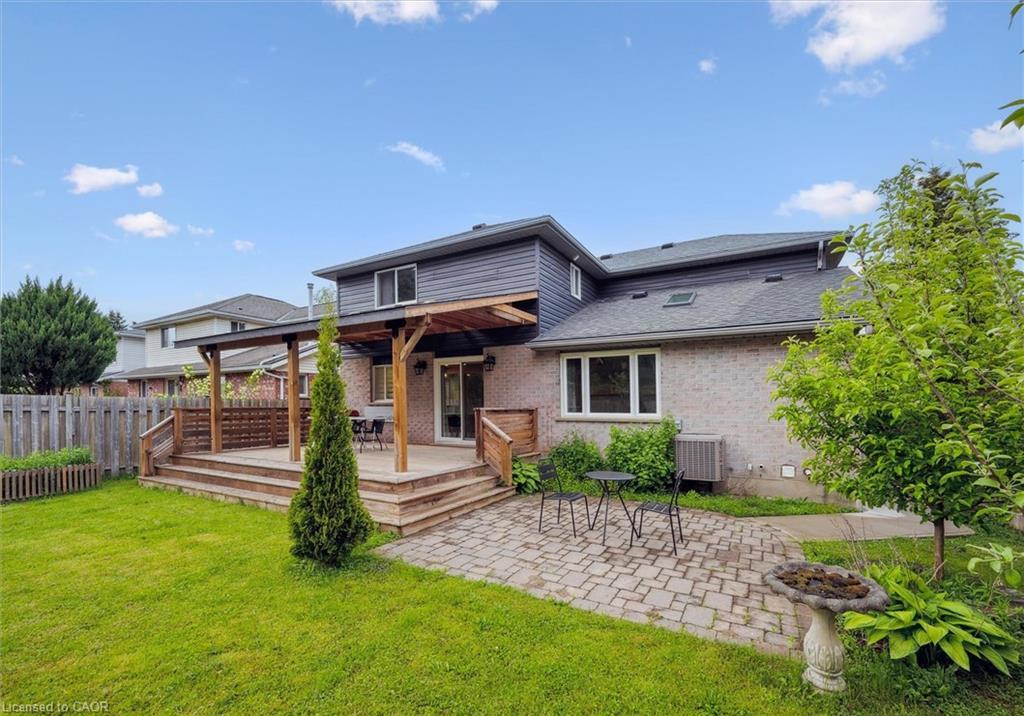 219 Elmira Road S, Guelph, ON - Outdoor