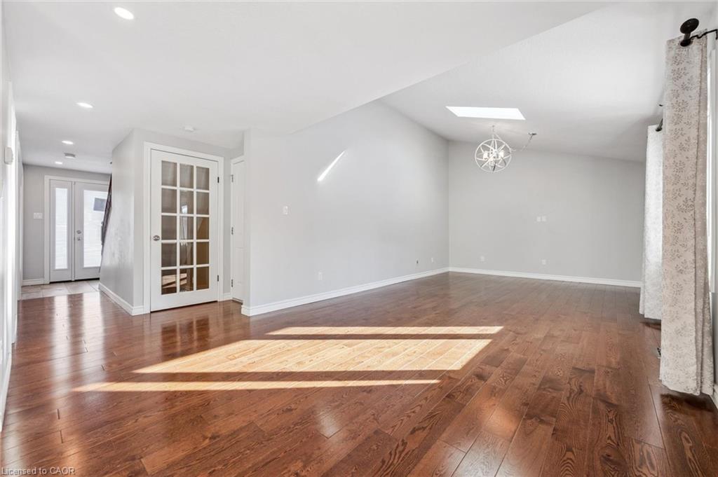 219 Elmira Road S, Guelph, ON - Indoor Photo Showing Other Room