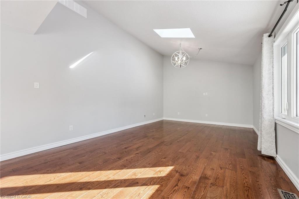 219 Elmira Road S, Guelph, ON - Indoor Photo Showing Other Room