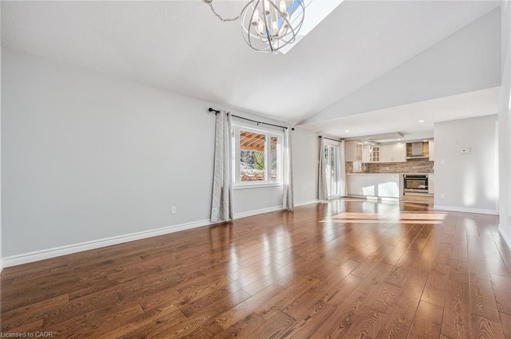 219 Elmira Road S, Guelph, ON - Indoor