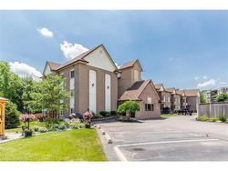 110-20 John Street Grimsby, ON L3M 1X5