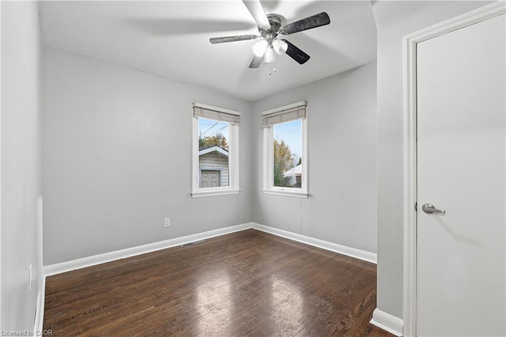 20 Thompson Avenue, Thorold, ON - Indoor Photo Showing Other Room