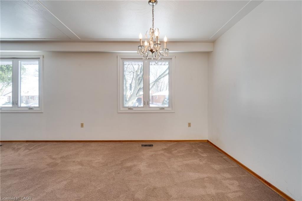 286 West 18Th Street, Hamilton, ON - Indoor Photo Showing Other Room
