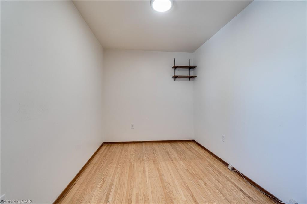 286 West 18Th Street, Hamilton, ON - Indoor Photo Showing Other Room