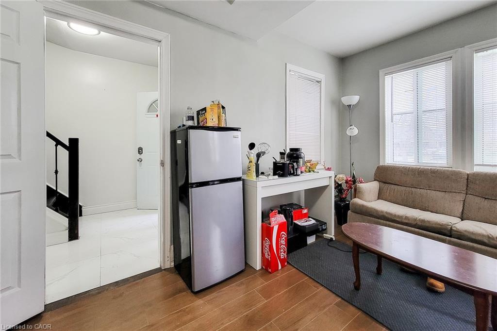 63 Paisley Avenue S, Hamilton, ON - Indoor