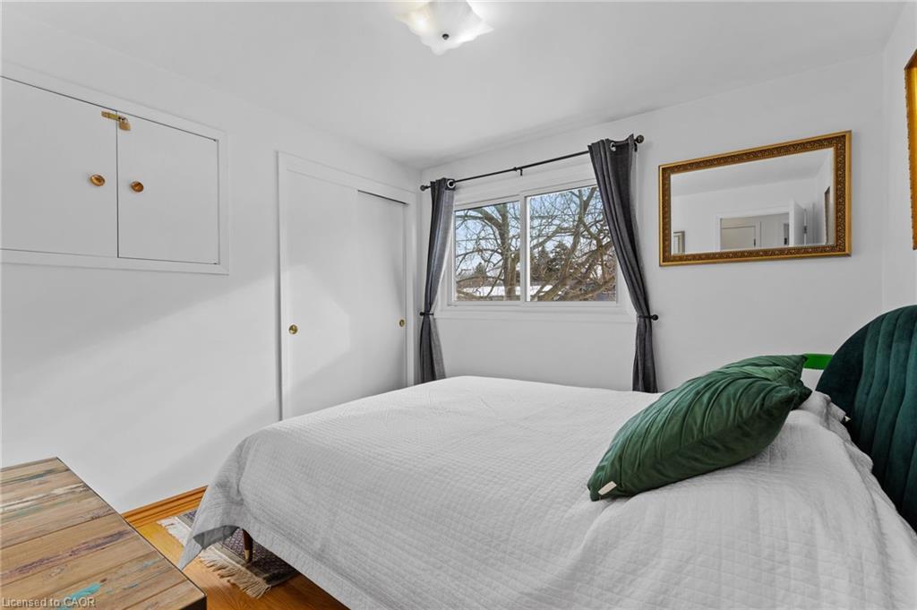 305 Centre Street, Niagara-On-The-Lake, ON - Indoor Photo Showing Bedroom