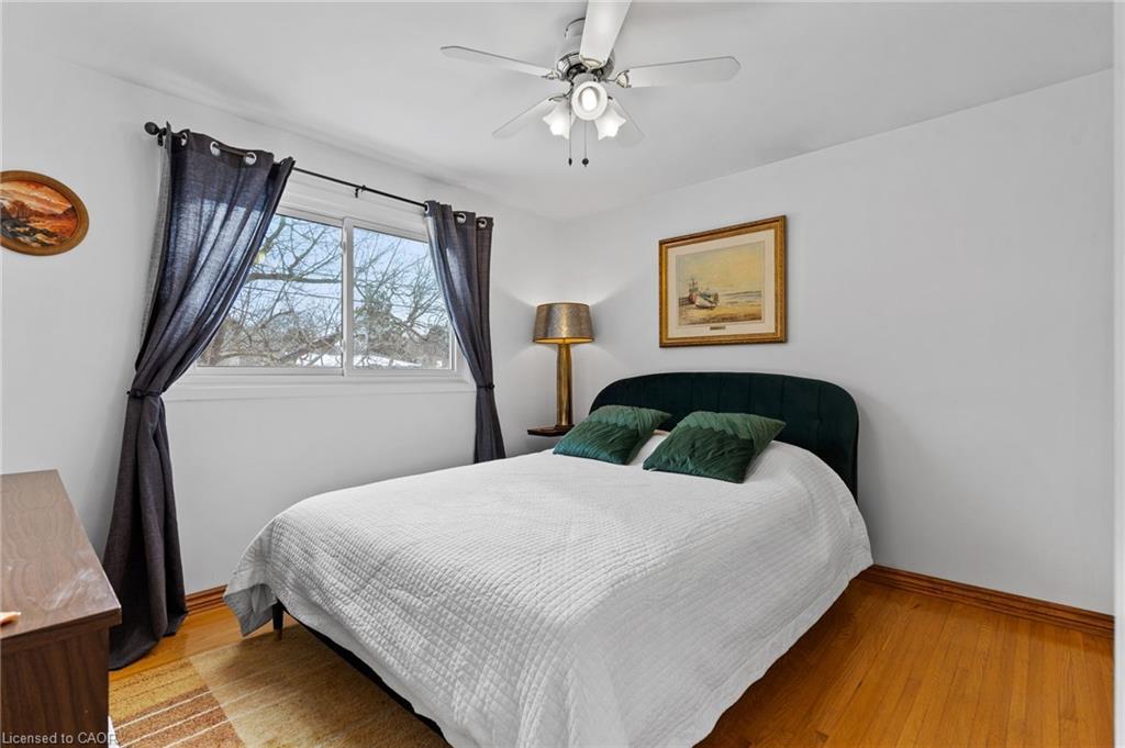 305 Centre Street, Niagara-On-The-Lake, ON - Indoor Photo Showing Bedroom