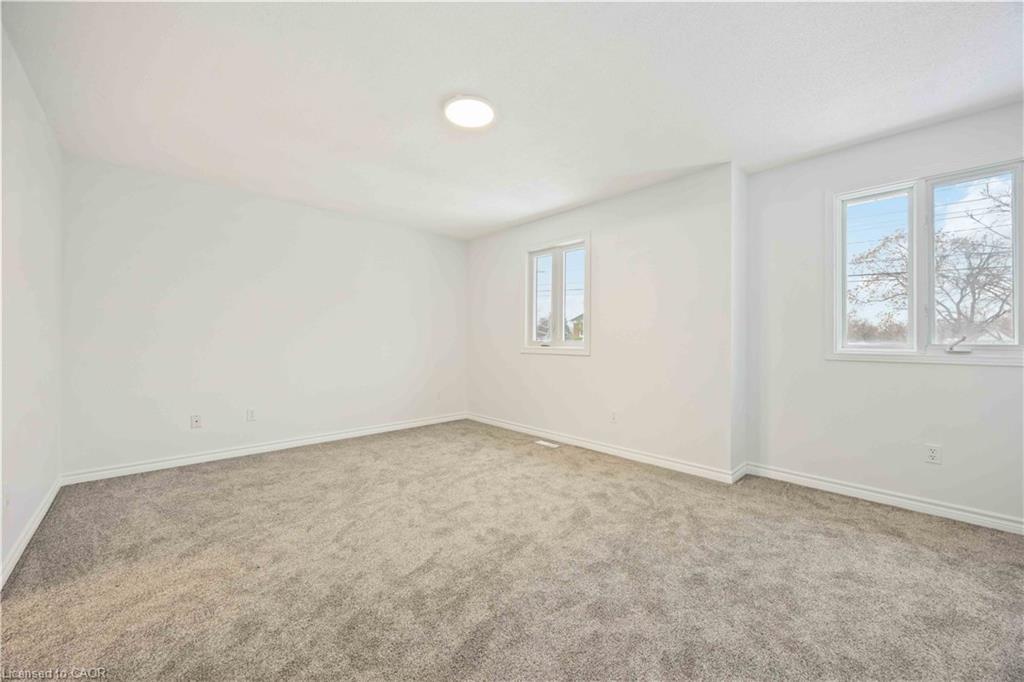 260-266 London Road, Sarnia, ON - Indoor Photo Showing Other Room