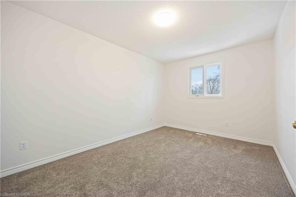 260-266 London Road, Sarnia, ON - Indoor Photo Showing Other Room