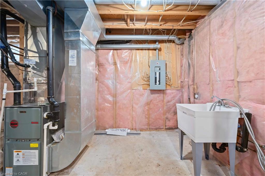 260-266 London Road, Sarnia, ON - Indoor Photo Showing Basement