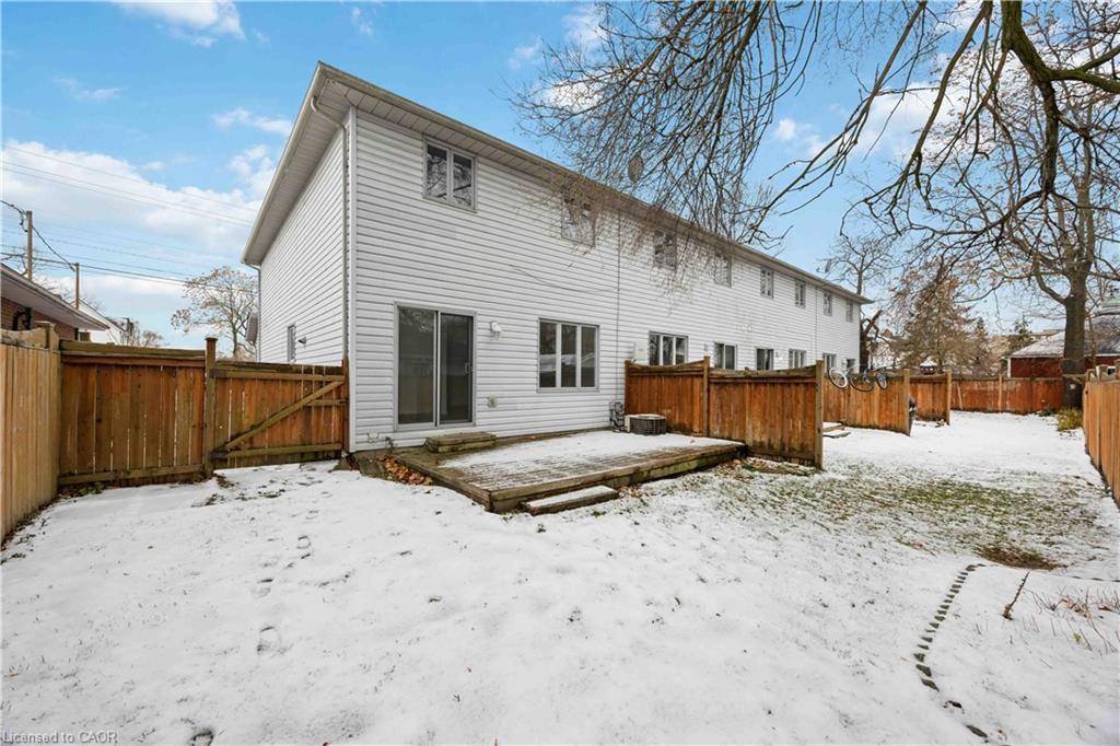 260-266 London Road, Sarnia, ON - Outdoor