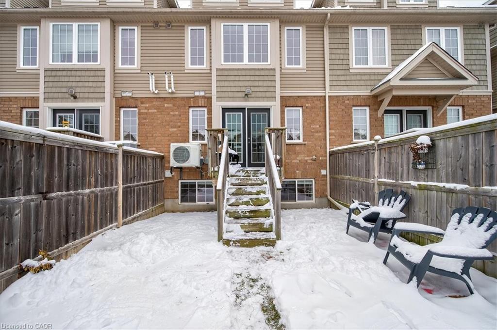 614B Woodlawn Road E, Guelph, ON - Outdoor