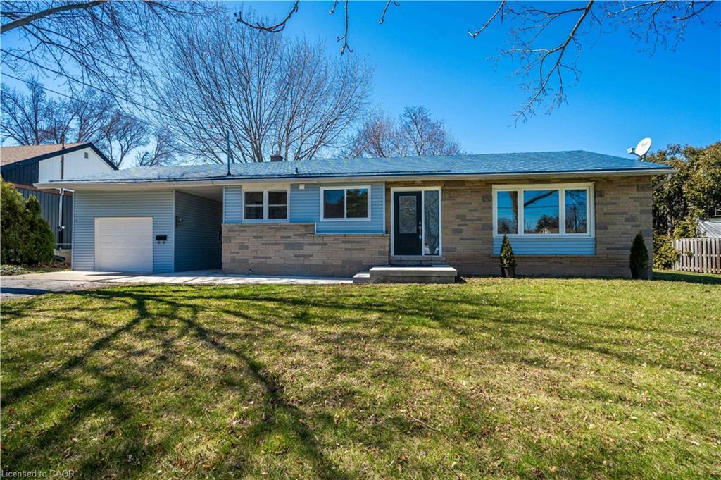 A-1 Hill Place, Hamilton, ON - Outdoor With Facade