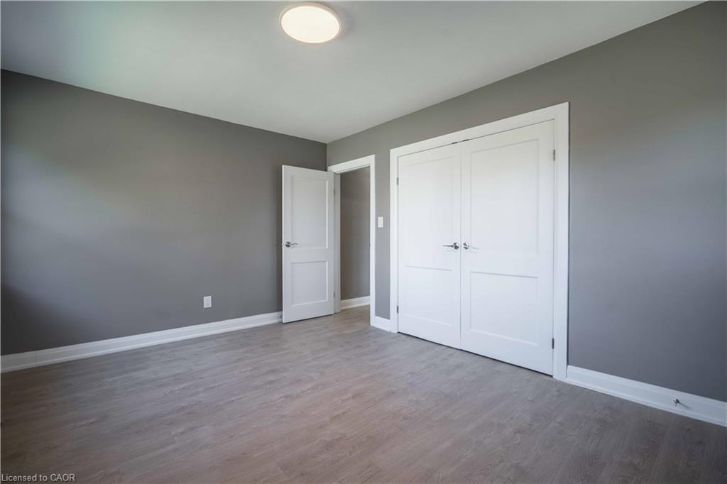 A-1 Hill Place, Hamilton, ON - Indoor Photo Showing Other Room