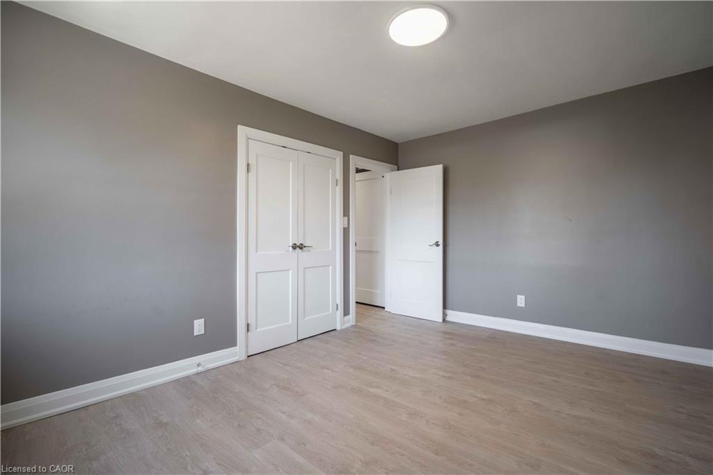 A-1 Hill Place, Hamilton, ON - Indoor Photo Showing Other Room