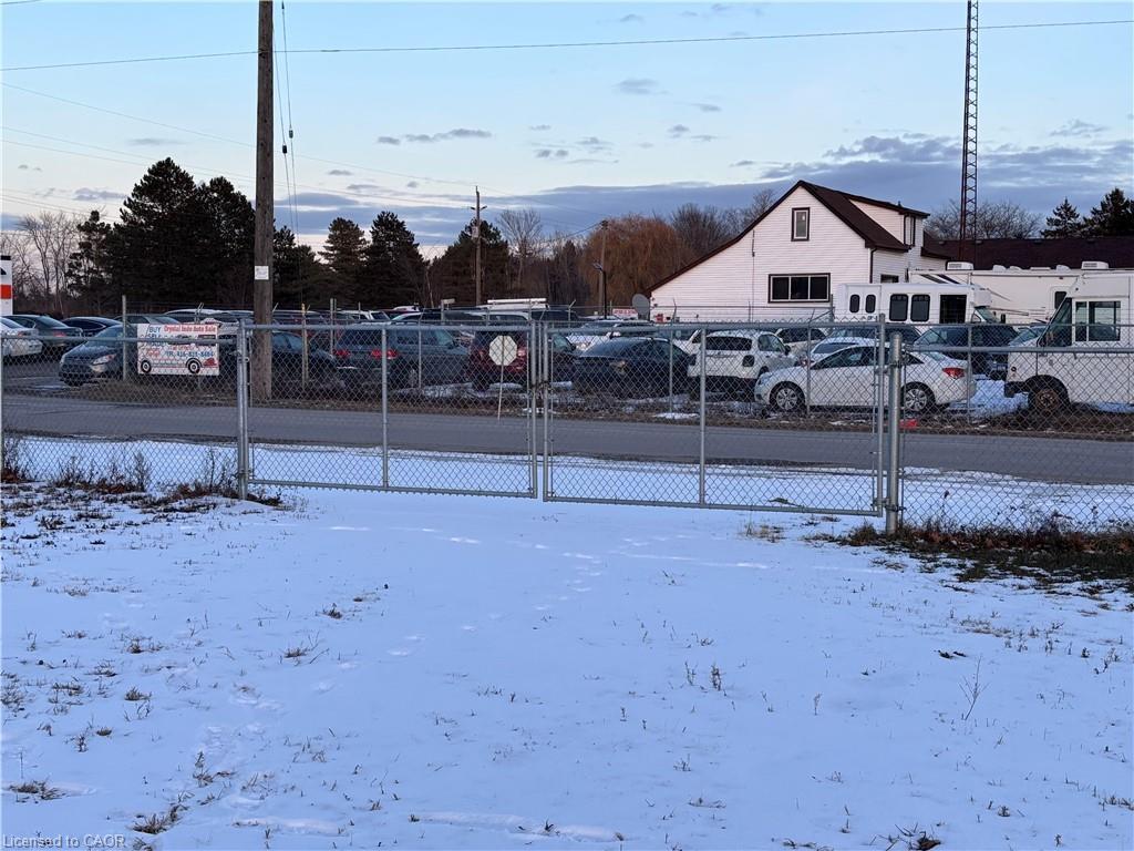 802-806 Highway 20, Pelham, ON