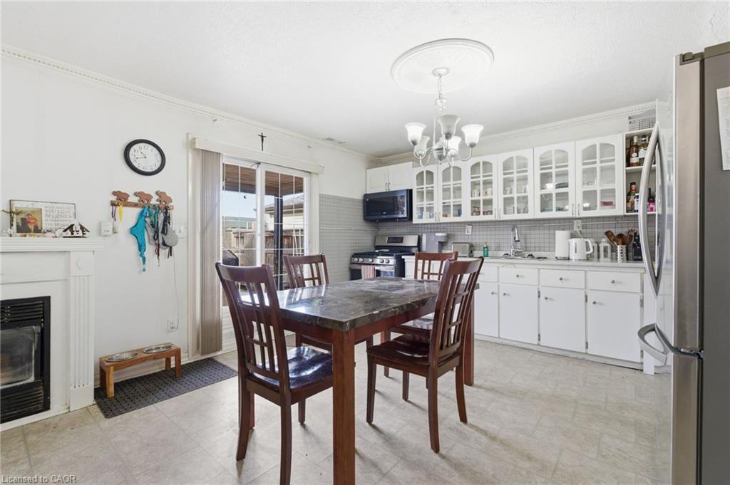 505 Wellington Street N, Hamilton, ON - Indoor Photo Showing Dining Room With Fireplace