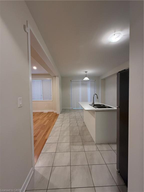 90 Sunflower Crescent, Thorold, ON - Indoor Photo Showing Other Room